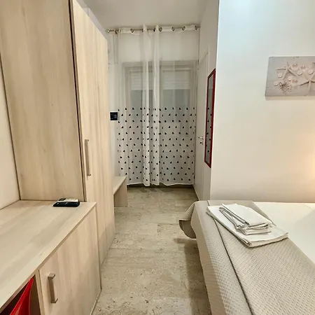 Dimora Il Girasole بيت ضيافة توري سان جيوفاني أوغينتو